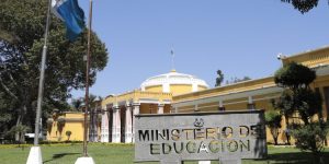 Ministerio de Educación destaca logros alcanzados para la ampliación de la cobertura educativa con transparencia.