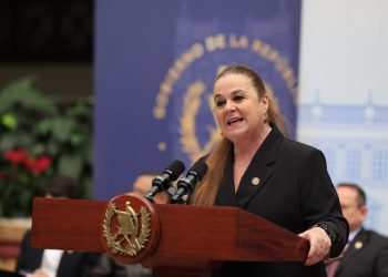 Ministra de Educación, Anabella Giracca compartió los logros que ha alcanzado al mando de la cartera educativa, que han sido de beneficio para el sistema educativo del país. / Noé Pérez.