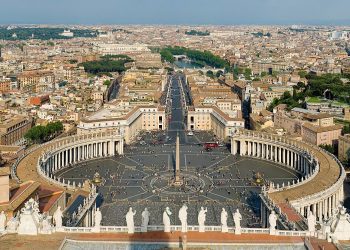 Plaza de San Pedro en El Vaticano. / Foto: Wikipedia.