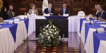 Presentan avances de la Mesa Riesgo País para lograr que Guatemala alcance un grado de inversión