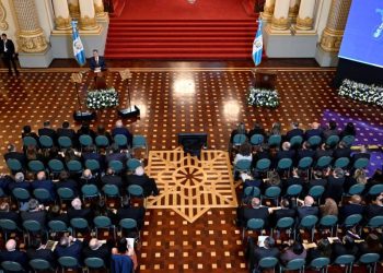 Presidente crea gabinete específico para cumplimiento estatal de derechos humanos