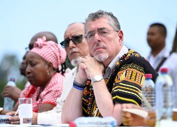 Presidente Bernardo Arévalo en Livingston, Izabal. / Foto: Byron de la Cruz.