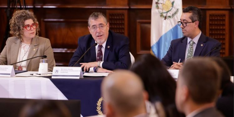 Presidente presenta avances de su gobierno ante comisión para la consolidación de la paz de la ONU.