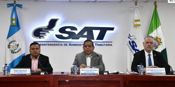SAT y Municipalidad de Cobán suscriben convenio para optimizar la gestión vehicular