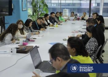 SBS convoca reunión urgente para abordar situación de adolescentes en riesgo