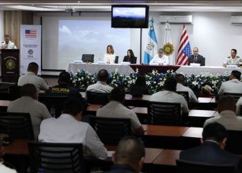 Durante la ceremonia de apertura, el ministro Jiménez destacó la importancia de este departamento como un paso hacia la construcción de una sociedad justa. / Foto: Mingob