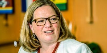 La subsecretaria de Agricultura de Estados Unidos, Jennifer Lester Moffitt verificará el combate al gusano barrenador en Guatemala.