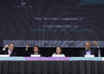Vicepresidenta Karin Herrera participa en el lanzamiento de la campaña "Campanas de luz", que busca hacer conciencia sobre los abusos y explotación sexual y trata de personas. / Foto: Dickens Zamora.