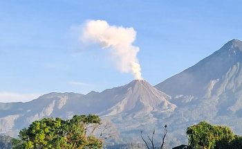 Volcanes de Pacaya, Santiaguito y de Fuego se encuentran en actividad