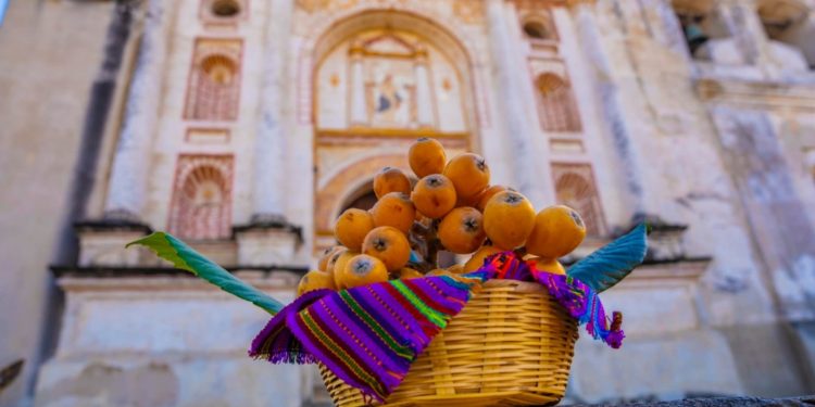 Festival del Níspero en San Juan del Obispo. /Foto: Inguat.