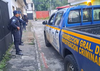 Con acciones como estas, las autoridades buscan reafirmar la confianza de la población en las instituciones encargadas de la seguridad. / Foto: PNC