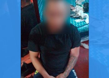 Alias “Momo” es señalado no solo por el asalto a la marmolería, sino también por otros actos delictivos. / Foto: PNC