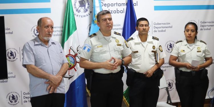 Invitan a participar en el Curso Básico para la Formación de Agente Policía en Izabal