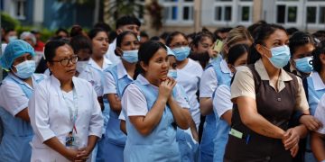 Trabajadores del Hospital Roosevelt durante el anuncio. / Foto: MSPAS.