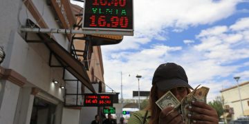 Fitch prevé que el gobierno de Trump afectará las inversiones y remesas en México. / Foto: DCA.