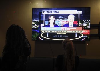 Elecciones presidenciales en Estados Unidos 2024: Trump lidera conteo de votos a la espera de seis estados clave