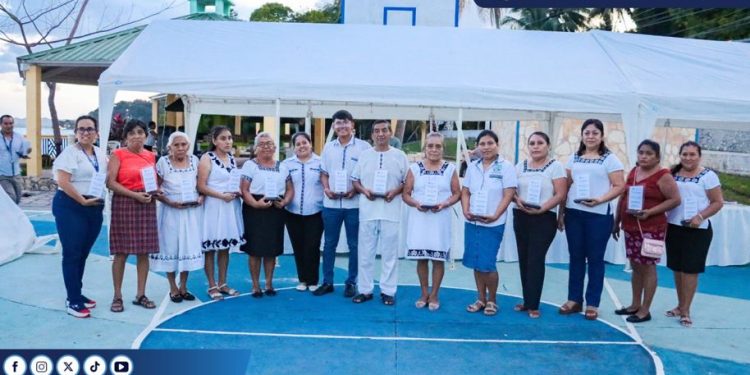 Celebran III Festival de Ixpasa´ en San José, Petén