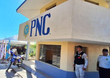 La apertura de este quiosco de seguridad representa un paso significativo hacia el fortalecimiento de la seguridad en Santa Rosa. / Foto: PNC
