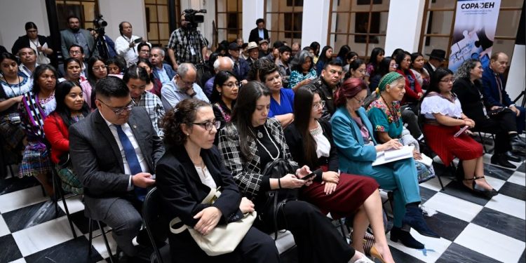 Reconocer la historia permite que la sociedad se observe como testigo de su presente y propicie un ambiente de reconciliación. / Foto: Byron de la Cruz
