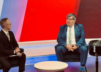 El Ministro de Gobernación, Francisco Jiménez, en una entrevista en Azteca Guate, detalló los aspectos centrales de la Política Nacional de Seguridad 2024. / Foto: Mingob