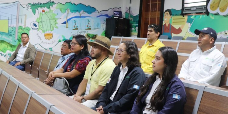 Reafirman compromiso para combatir la pobreza y desnutrición en Huehuetenango