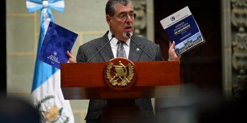 Presidente, Bernardo Arévalo, presentó oficialmente la Política Nacional de Seguridad 2024 y la Agenda Estratégica de Seguridad 2024. / Foto: Alvaro Interiano