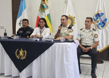 Anuncian 300 plazas para fortalecer la Policía Nacional Civil en Jalapa