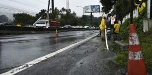 Se llevará a cabo la colocación de vigas longitudinales en la sección central del puente este fin de semana. / Foto: Noé Pérez