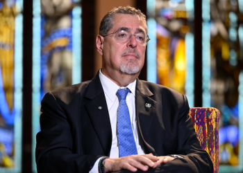 Presidente Arévalo destacó su visión de trabajo para los aeropuertos. / Foto: Álvaro Interiano.