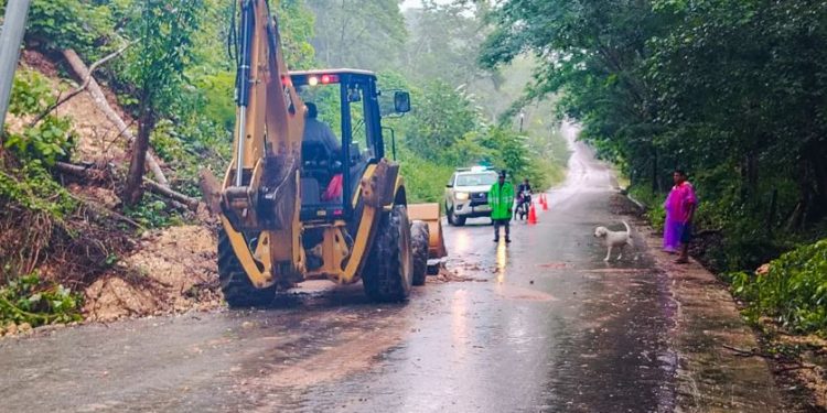 COE de Petén mantiene acciones de respuesta por paso de tormenta Sara