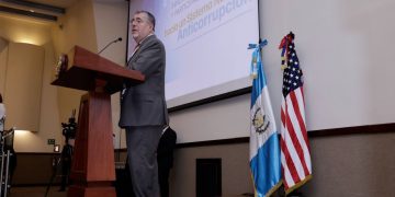 El presidente Arévalo concluyó su intervención destacando que los retos han sido evidentes durante los primeros 10 meses de su administración. / Foto: Dickens Zamora