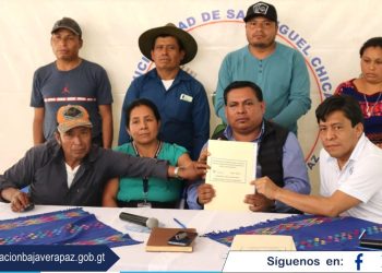 Firman 8 convenios para mejorar tramos carreteros en Baja Verapaz