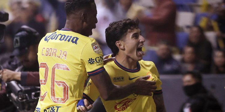 El América acaricia un histórico tricampeonato