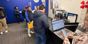 Atención consular en Filadelfia./ Foto: Minex.