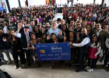 Mides duplica número de beneficiarios del programa Bolsa Social, informó el presidente Bernardo Arévalo.