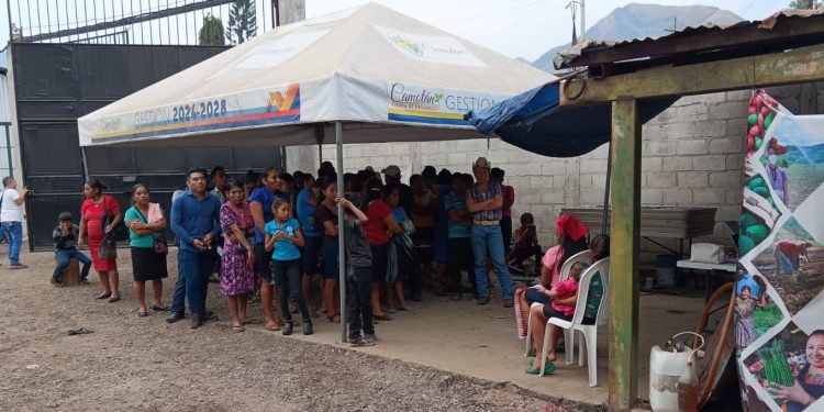 Entregan Bono Campesino a agricultores de Camotán y Jocotán, Chiquimula