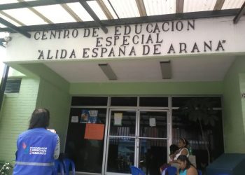 Los menores han permanecido en el Centro de Educación Especial Álida España de Arana, en la zona 1.