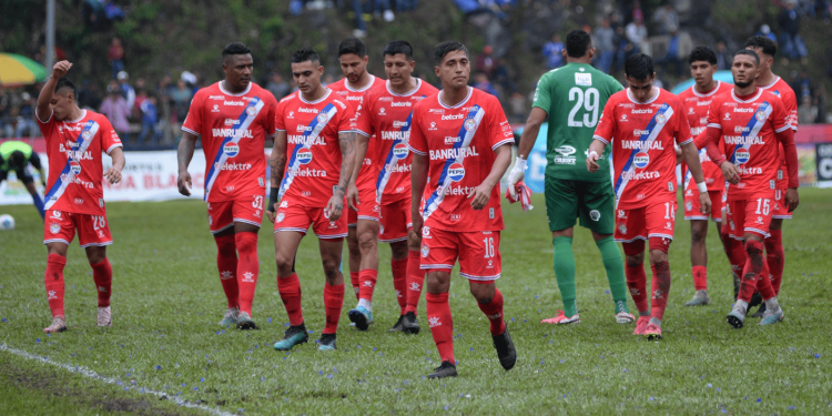 Xelajú MC confía en la historia para remontar ante Cobán en la final del Apertura 2024