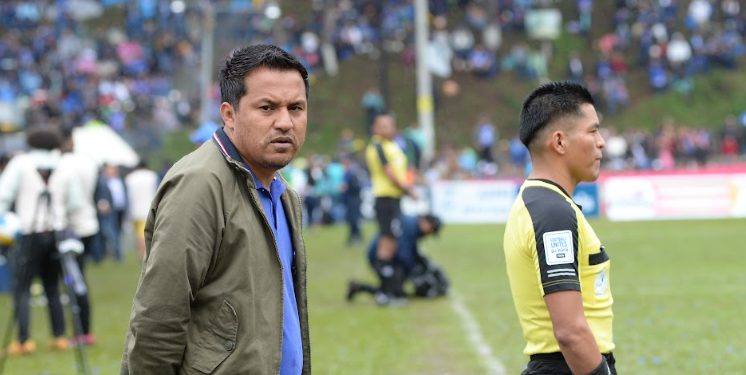 Amarini Villatoro entra en la élite de entrenadores de la Liga Nacional