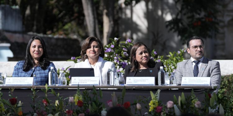 La vicepresidenta Karin Herrera participó en el Congreso Interamericano Perspectivas de la Trata de Personas y Delitos Conexos. / Foto: Vicepresidencia de la República.