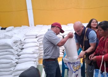 Comusan de Colotenango distribuye asistencia alimentaria a familias en situación de vulnerabilidad