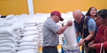 Comusan de Colotenango distribuye asistencia alimentaria a familias en situación de vulnerabilidad