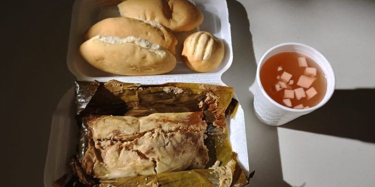 El espíritu navideño invade los comedores sociales