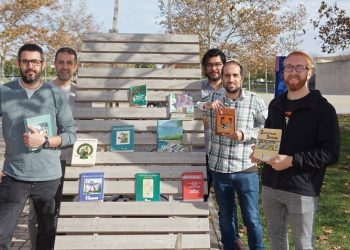 Investigadores de la Universidad de Alicante, España, recibieron el premio Academic Research Award por el proyecto de preservación digital de lenguas mayas de Guatemala.