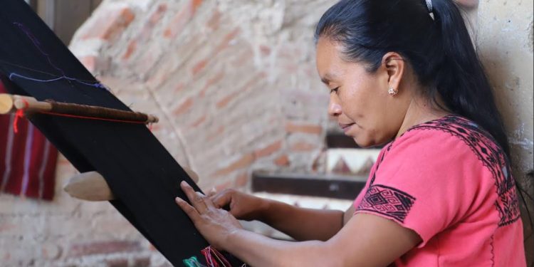 Liderazgo femenino impulsa el éxito del Sector Hecho a Mano