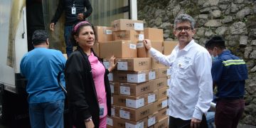 MSPAS fortalece con equipos médicos distintas áreas del Hospital General San Juan de Dios con más de 681 mil unidades de medicamentos.