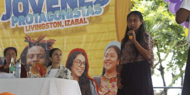 Programa Jóvenes Protagonistas imparte entre otros talleres, la formación en idiomas natales. / Foto: archivo AGN