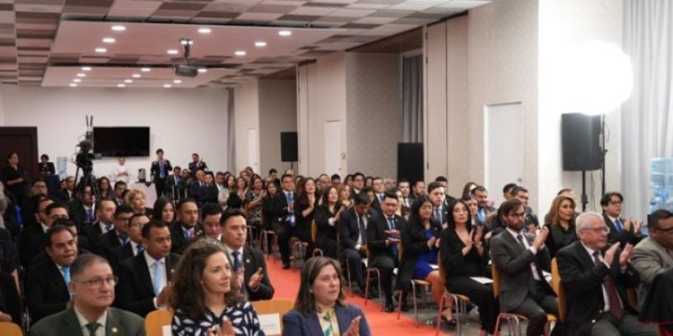 Los graduandos se formaron en diplomacia y otros temas. / Foto: cortesía Minex