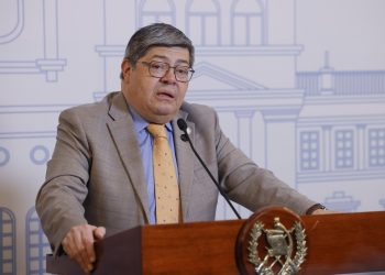 Ministro de Gobernación descarta que contenedores hayan sido contaminados en Guatemala
