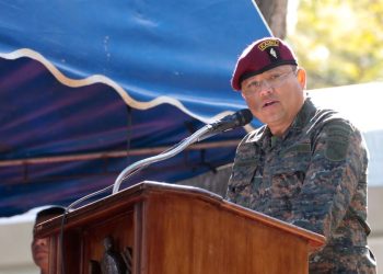 Ministro de la Defensa denuncia sobrevaloración en el Centro Médico Militar